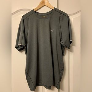 Arc’teryx Motus SS - Mens size Large